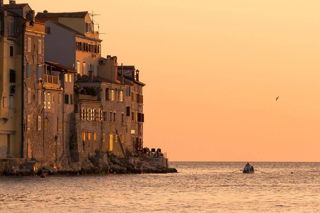 Apartment Main Street Carera Rovinj Exteriör bild