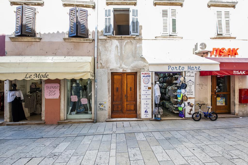 Apartment Main Street Carera Rovinj Exteriör bild